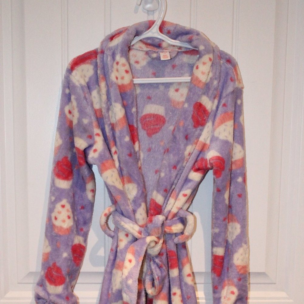 2/$20 ๐ท Joe Fresh Plush Robe Size 7/8 - Picture 2 of 3